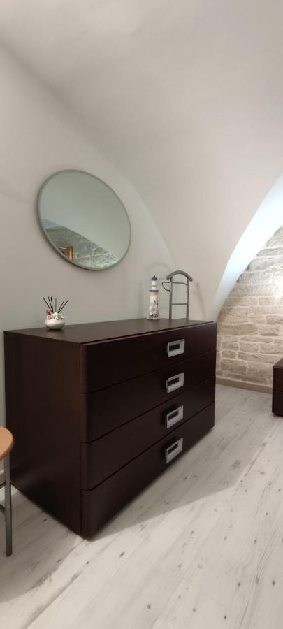 La Vela Villa Джовинацо Екстериор снимка