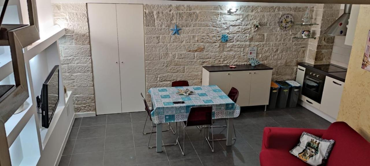 La Vela Villa Джовинацо Екстериор снимка
